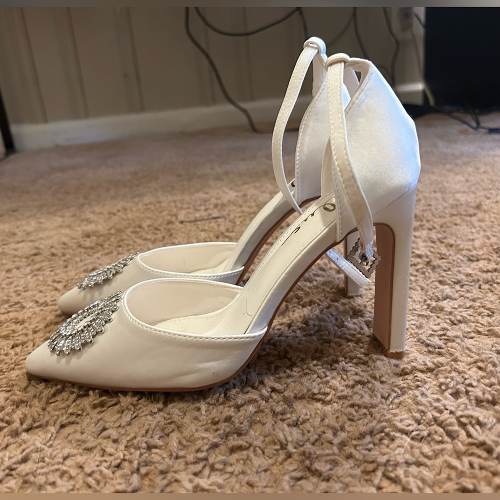 Lulu’s wedding heels